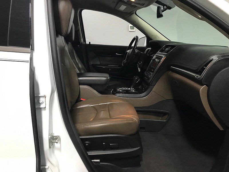 Used 2016 GMC Acadia SLT FWD image 13