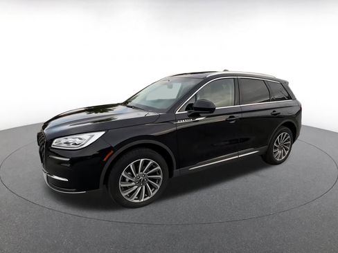 Used 2024 Lincoln Corsair Reserve image 8