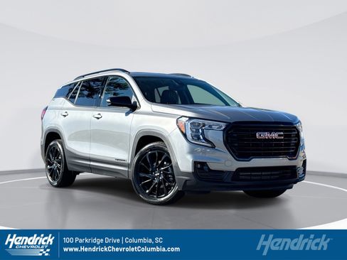 Used 2024 GMC Terrain SLT w/ Elevation Edition image 1
