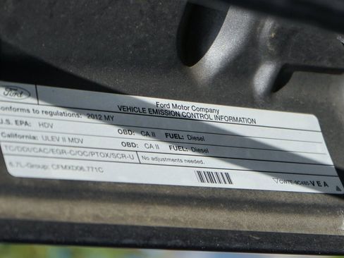 Used 2012 Ford F350 Lariat w/ Chrome Pkg image 12