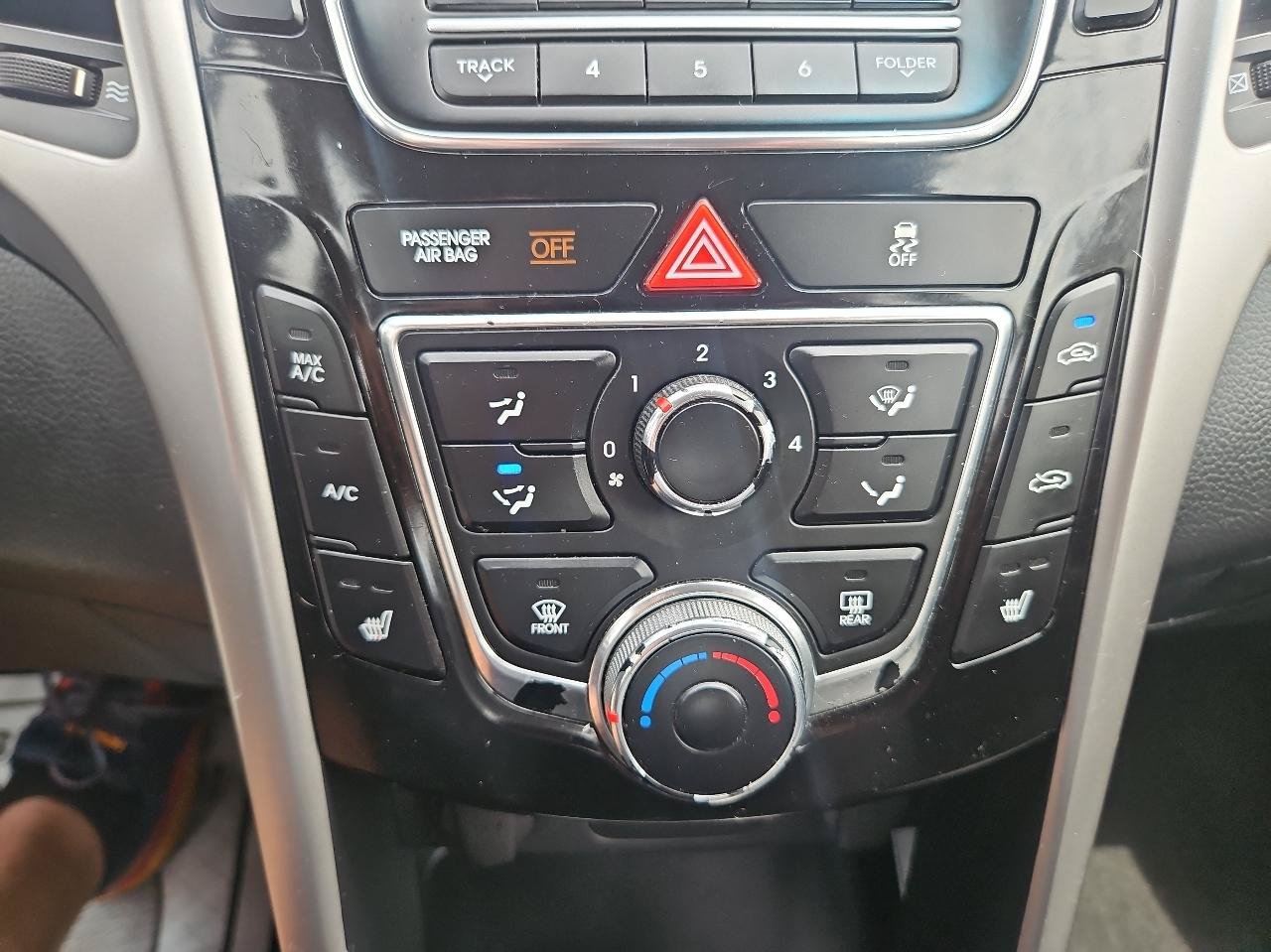 Used 2013 Hyundai Elantra GT FWD image 28