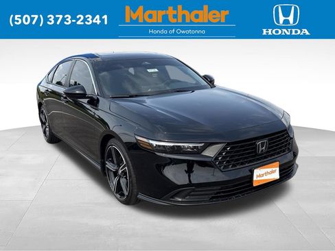 Used 2025 Honda Accord Sport image 7