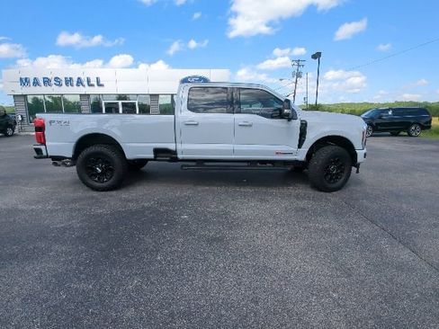 Used 2025 Ford F350 Lariat w/ Lariat Ultimate Package AWD/4WD image 35