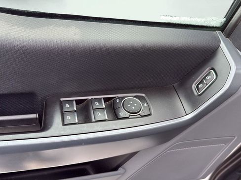 Used 2023 Ford F150 XLT image 14