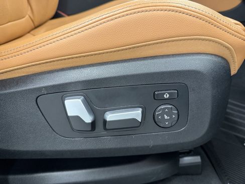 Used 2022 BMW X5 xDrive45e w/ M Sport Package image 59