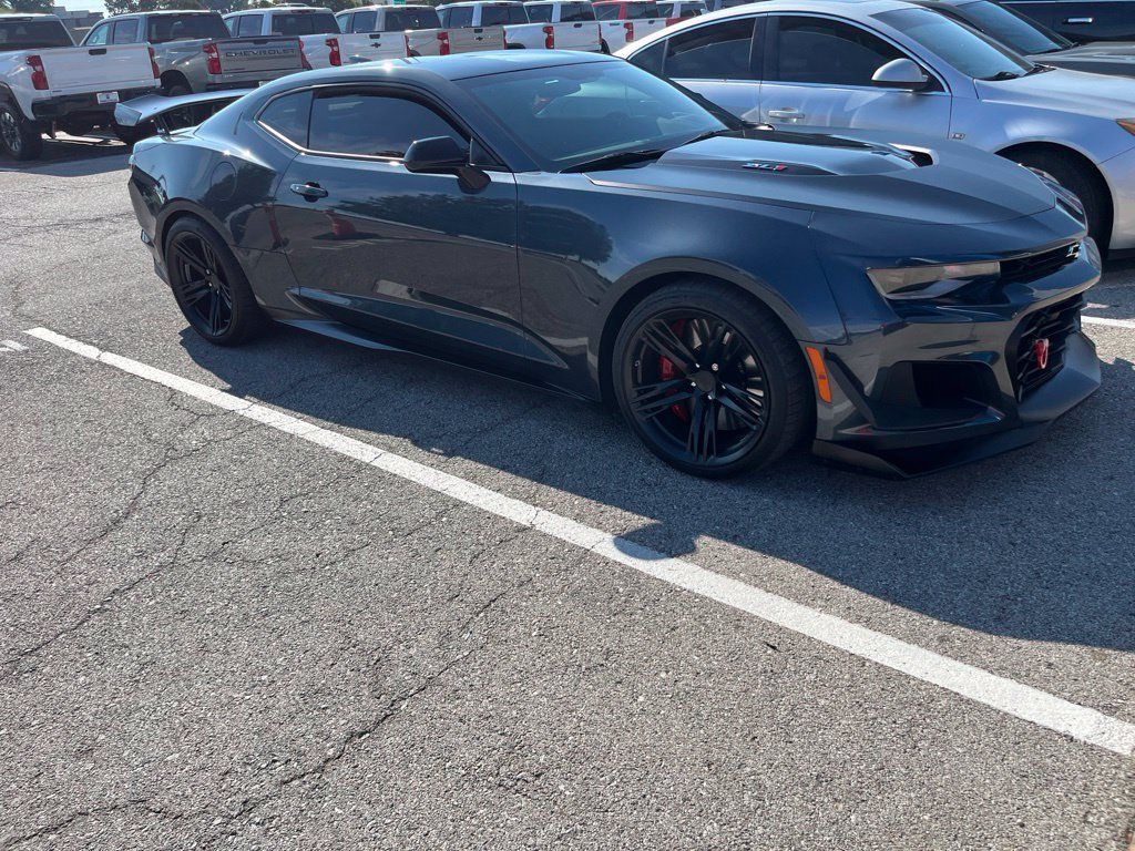 Used 2019 Chevrolet Camaro ZL1 RWD image 1