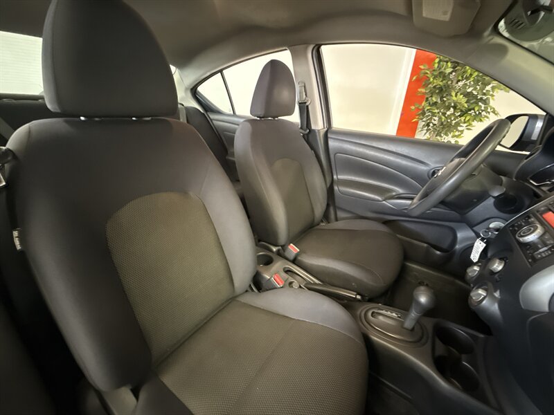 Used 2012 Nissan Versa SV w/ Convenience Pkg FWD image 18