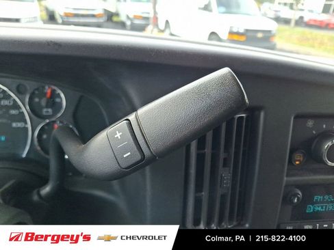 Certified 2020 Chevrolet Express 3500 LT w/ LT Preferred Equipment Group image 17