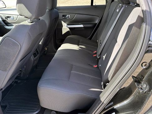 Used 2013 Ford Edge SE image 11