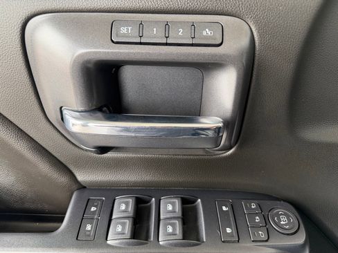 Used 2019 GMC Sierra 2500 SLT w/ Duramax Plus Package AWD/4WD image 22