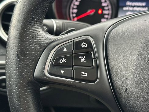 Used 2018 Mercedes-Benz C 300 4MATIC Sedan image 16