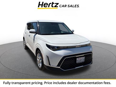 Used 2025 Kia Soul LX w/ LX Technology Package FWD image 1