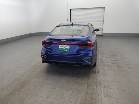 Used 2019 Kia Forte LXS FWD image 7