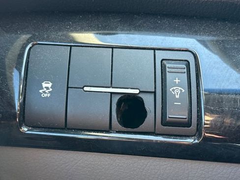 Used 2014 Kia Sorento LX image 29