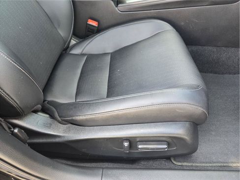 Used 2022 Honda Civic Touring image 21