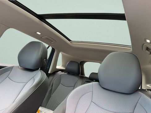 New 2026 Volkswagen Tiguan SE AWD/4WD image 17