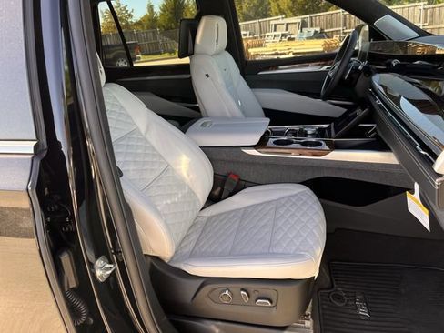 New 2026 Cadillac Escalade Platinum Luxury image 25