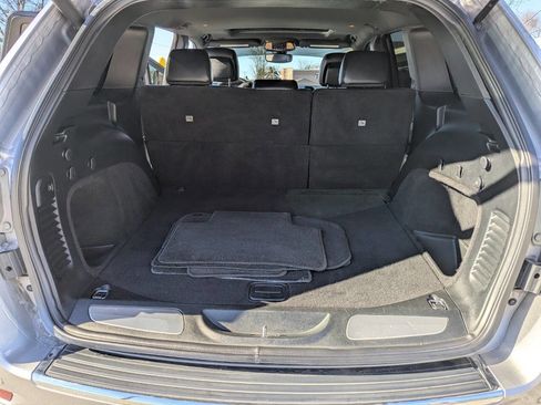 Used 2018 Jeep Grand Cherokee Limited image 14