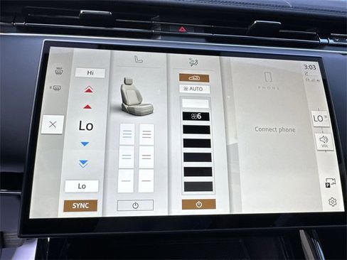 Used 2025 Land Rover Range Rover Sport SE image 26