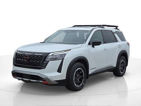 New 2026 Nissan Pathfinder Rock Creek image 2