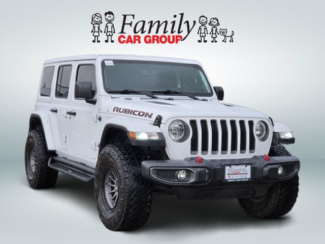 Used 2022 Jeep Wrangler Unlimited Rubicon w/ Cold Weather Group AWD/4WD image 2