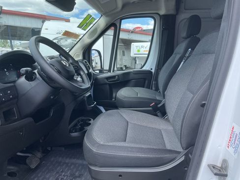 Used 2024 RAM ProMaster 3500 w/ Quick Order Package 22G SLT FWD image 18