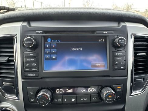 Used 2018 Nissan Titan PRO-4X image 12