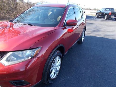 Used 2016 Nissan Rogue SV AWD/4WD image 8