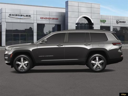 New 2025 Jeep Grand Cherokee L Limited image 27