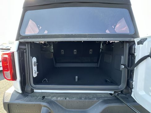 New 2025 Ford Bronco 4-Door w/ Sasquatch Package AWD/4WD image 48