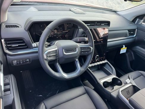 New 2026 GMC Terrain Denali w/ LPO, Floor Liner Package image 3