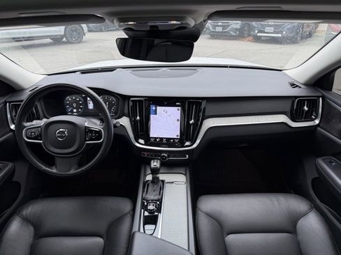 Used 2022 Volvo V60 T5 Cross Country w/ Advanced Package image 50