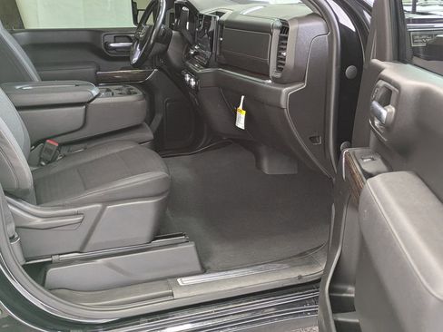 Used 2024 GMC Sierra 3500 SLE w/ SLE Convenience Package AWD/4WD image 11
