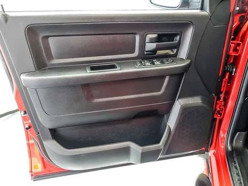 Used 2016 RAM 1500 Express AWD/4WD image 23