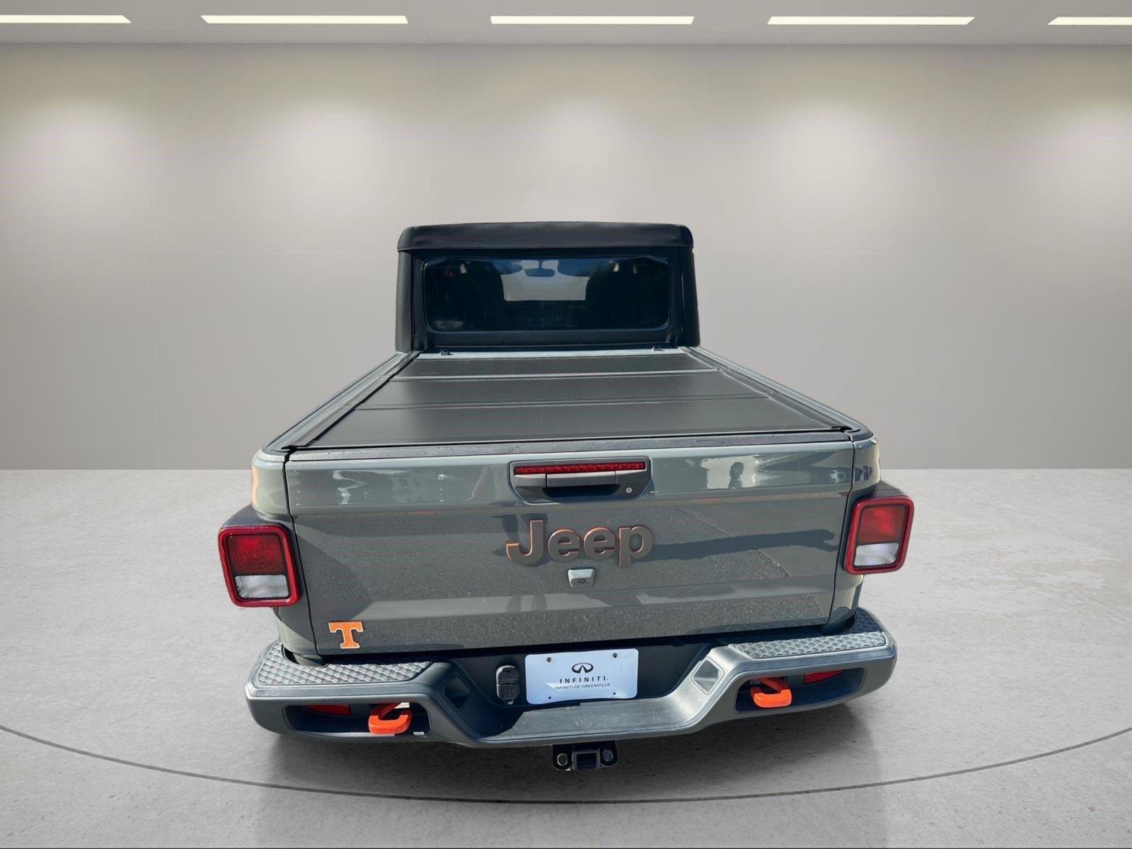 Used 2022 Jeep Gladiator Mojave w/ Cold Weather Group AWD/4WD image 18
