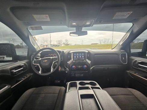 Used 2022 Chevrolet Silverado 2500 LT w/ Convenience Package image 12