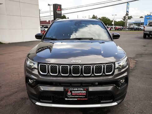 Used 2023 Jeep Compass Limited AWD/4WD image 2