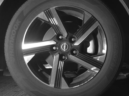 Used 2025 Nissan Sentra SV image 13