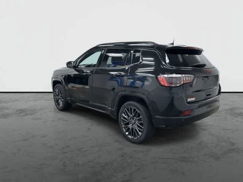 Used 2023 Jeep Compass Limited AWD/4WD image 9