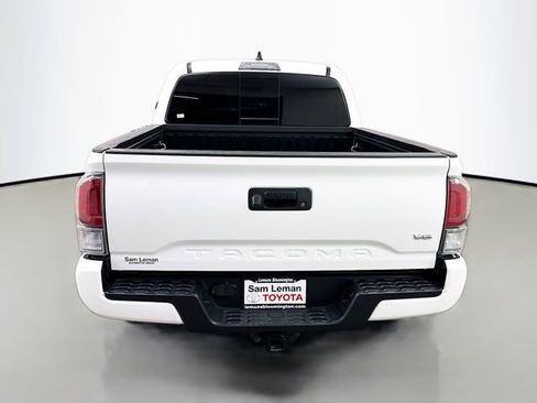 Used 2020 Toyota Tacoma TRD Sport RWD image 6
