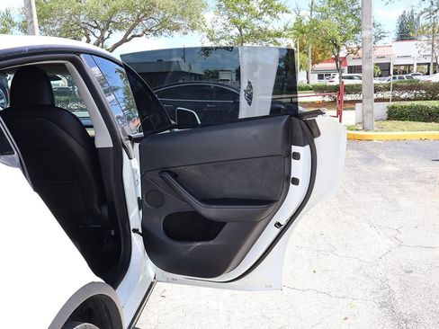 Used 2023 Tesla Model Y Long Range image 26