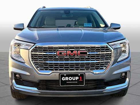 Used 2023 GMC Terrain Denali image 4