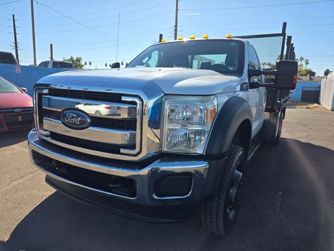 Used 2015 Ford F550 4x4 Regular Cab Super Duty image 7