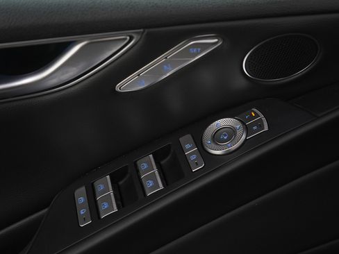 Used 2024 Genesis G80 2.5T image 20