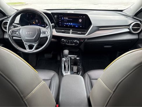 Used 2025 Chevrolet Trax ACTIV w/ Driver Confidence Package FWD image 15
