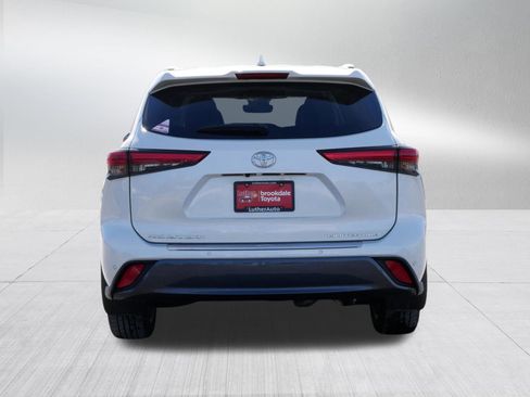 Certified 2020 Toyota Highlander Limited image 6