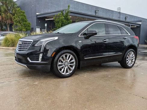 Used 2018 Cadillac XT5 Platinum AWD/4WD image 9