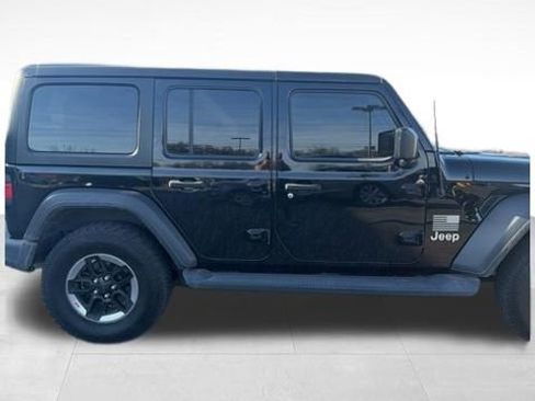 Used 2019 Jeep Wrangler Unlimited Sport S image 6