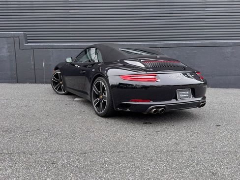 Certified 2018 Porsche 911 Cabriolet image 3