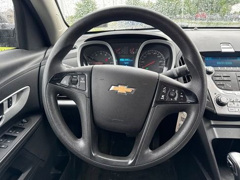 Used 2014 Chevrolet Equinox LS FWD image 17